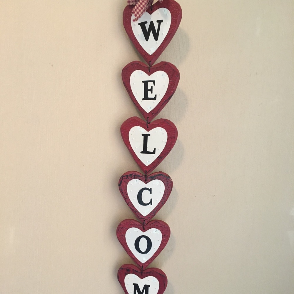 Valentine’s Day Welcome Sign 25” Long